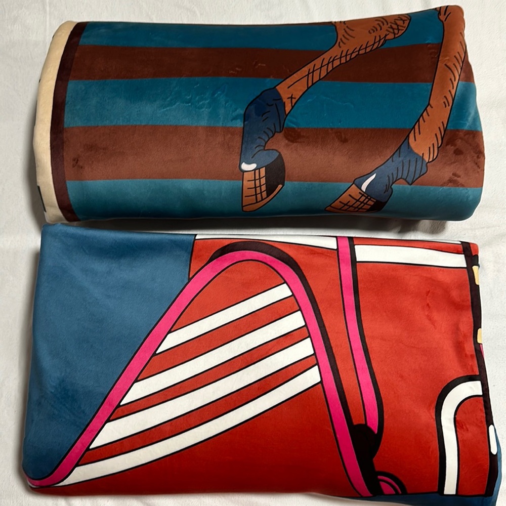 Hermes blankets
